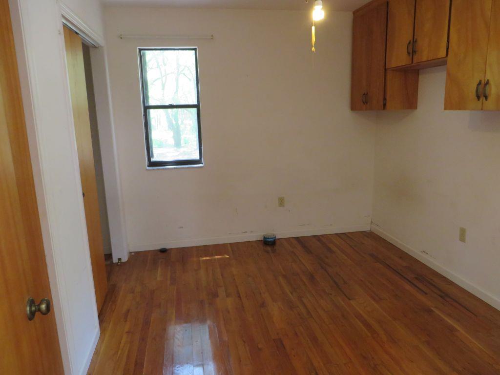 112 Hinton St, 32322
