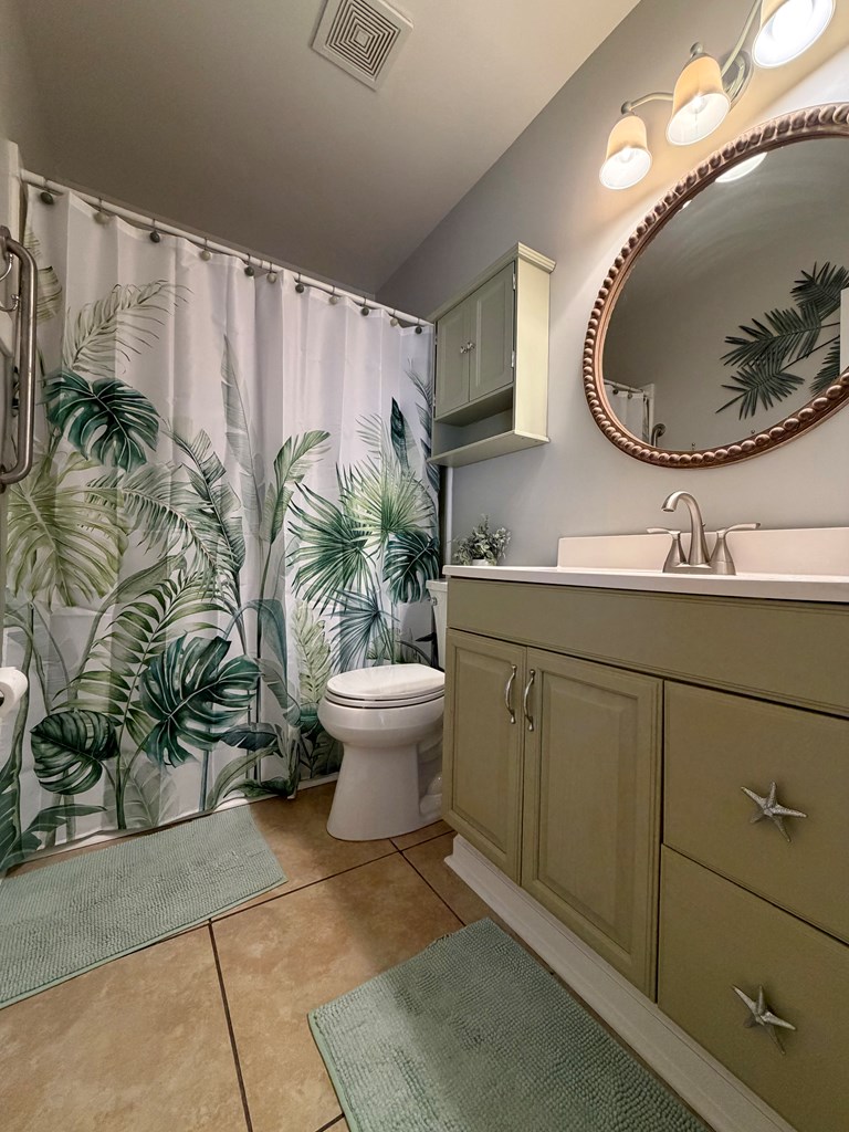 561 Welton Dr, Port St. Joe 32456