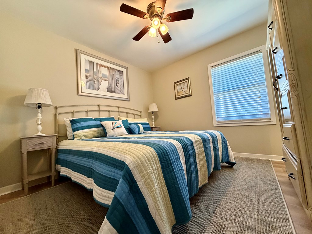 561 Welton Dr, Port St. Joe 32456