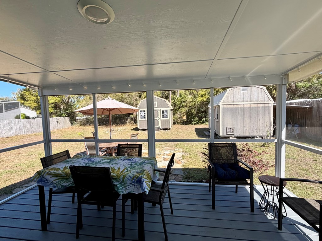 561 Welton Dr, Port St. Joe 32456
