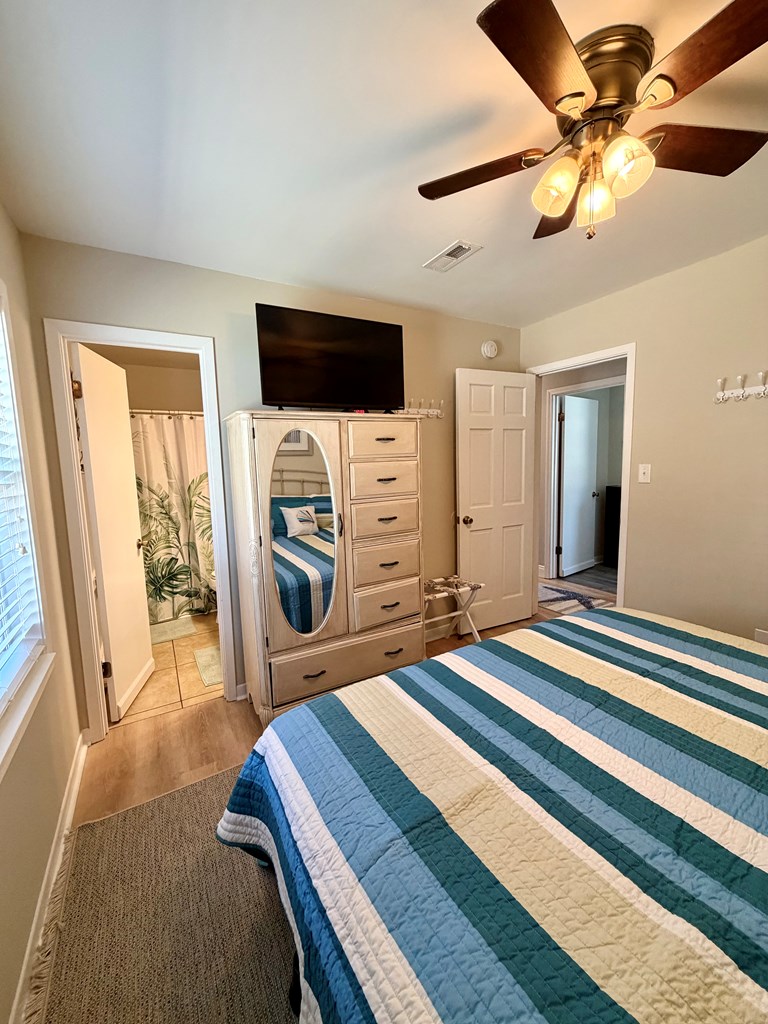 561 Welton Dr, Port St. Joe 32456