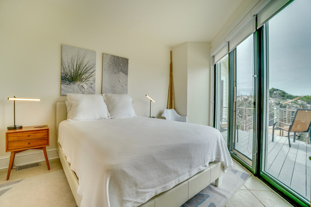 163 Seacliff Dr, 32456