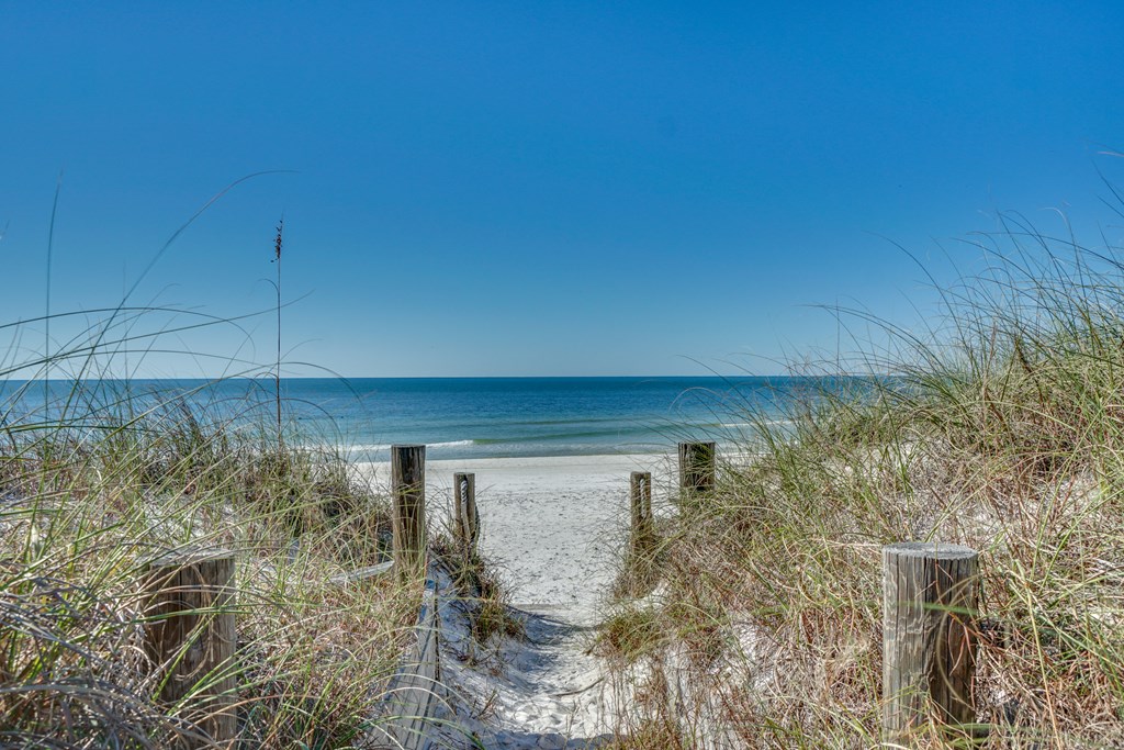 163 Seacliff Dr, 32456