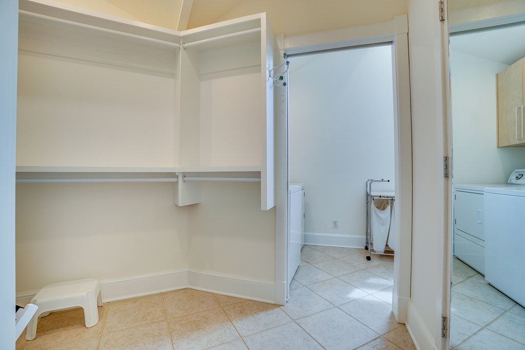 163 Seacliff Dr, 32456