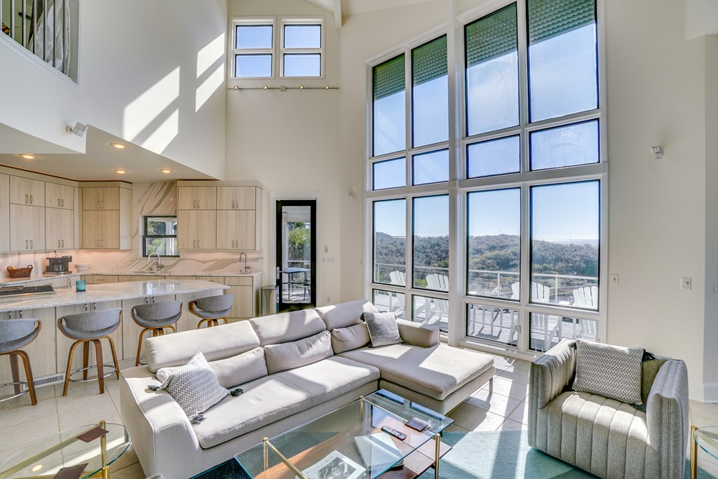 163 Seacliff Dr, 32456