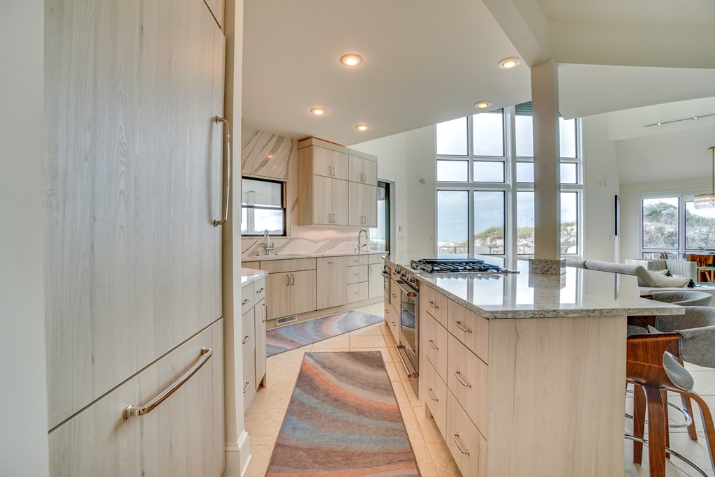 163 Seacliff Dr, 32456