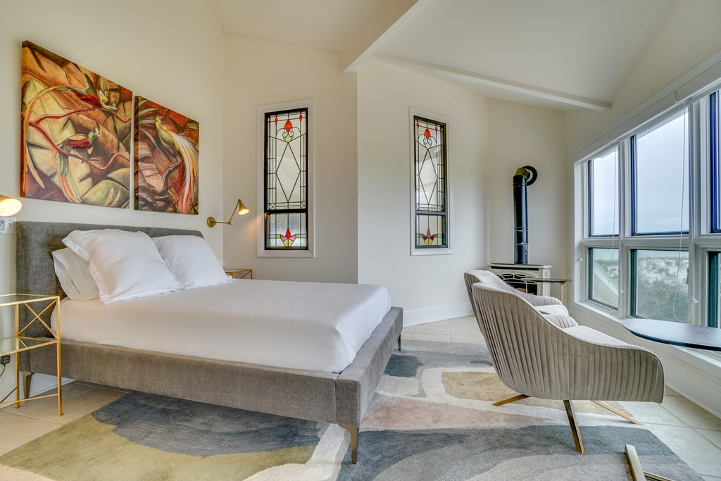 163 Seacliff Dr, 32456