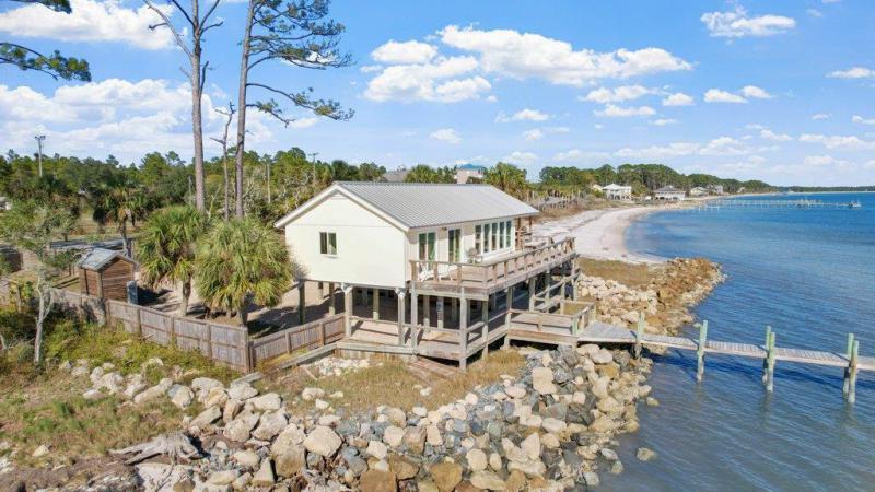 2120 Hwy 98 W, 32322