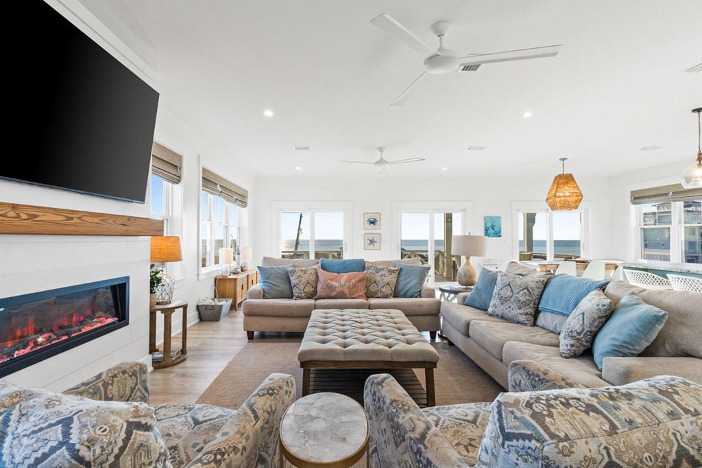 5720 Gulf Front Dr, 32456