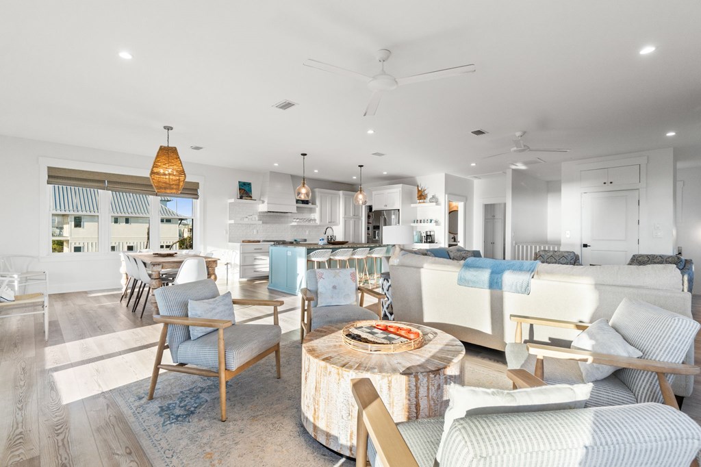 5720 Gulf Front Dr, 32456