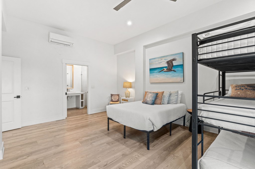 5720 Gulf Front Dr, 32456