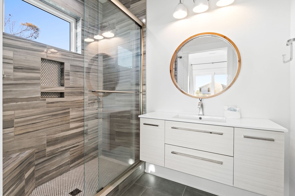 5720 Gulf Front Dr, 32456