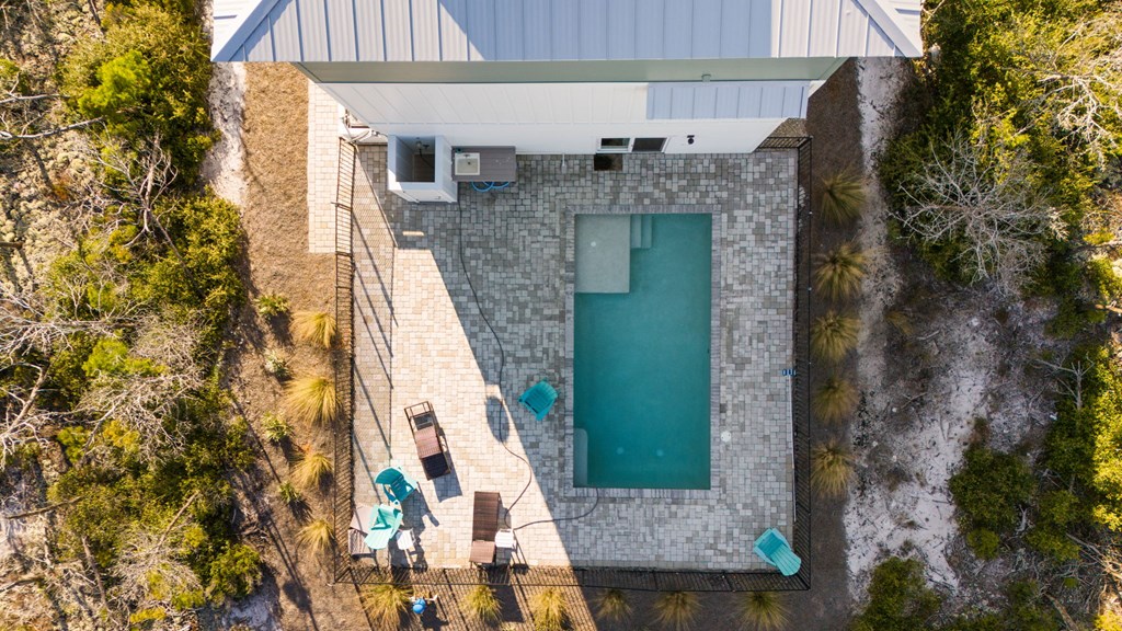 5720 Gulf Front Dr, 32456