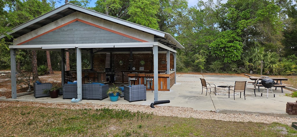 231 Apalachee St, 32322