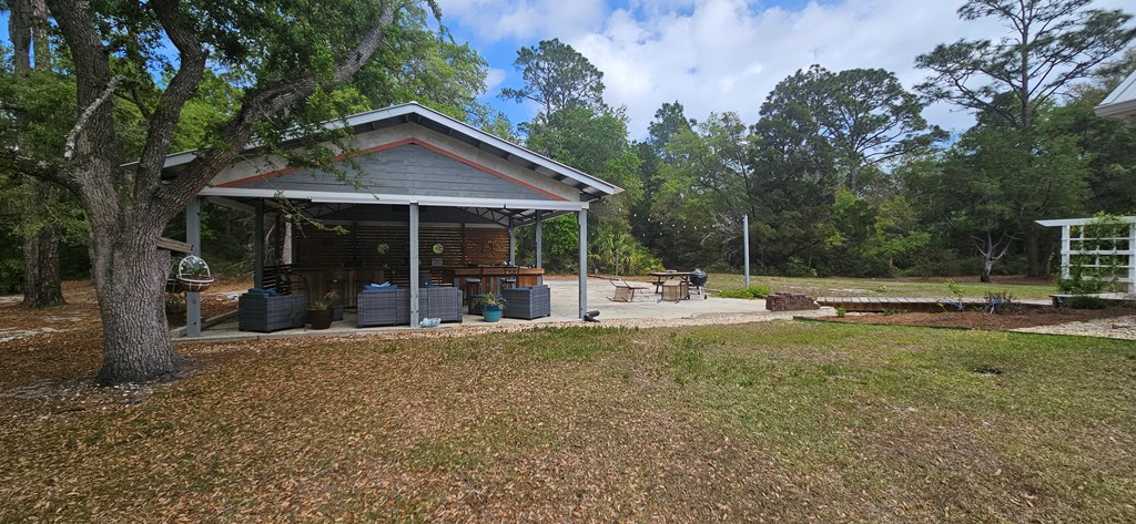 231 Apalachee St, 32322
