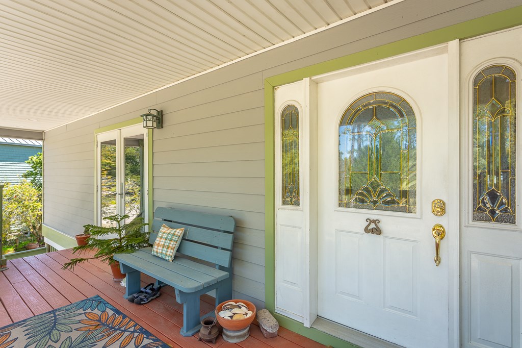 433 River Rd, 32322