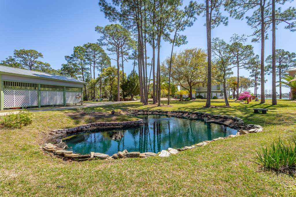 433 River Rd, 32322