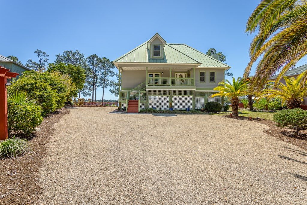 433 River Rd, 32322
