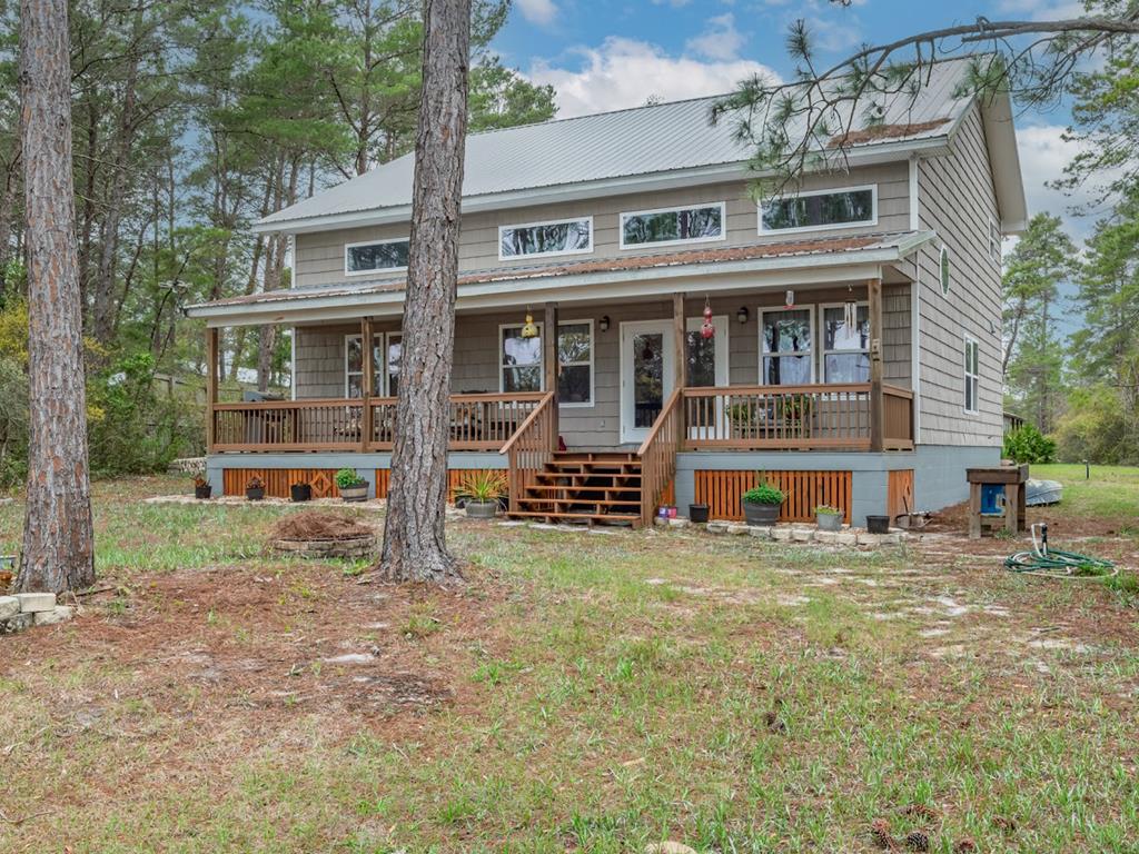 221 Folks Dr, 32322