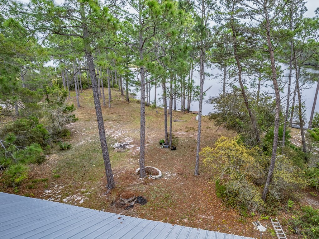 221 Folks Dr, 32322