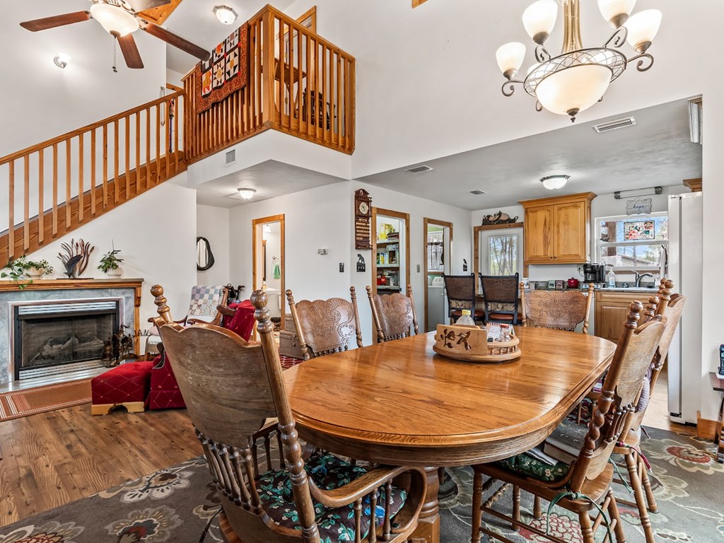 221 Folks Dr, 32322