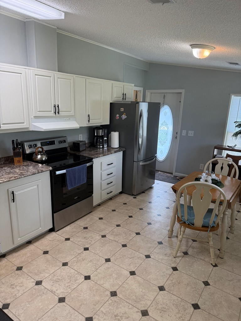 220 Frank Mckamey Way, 32322
