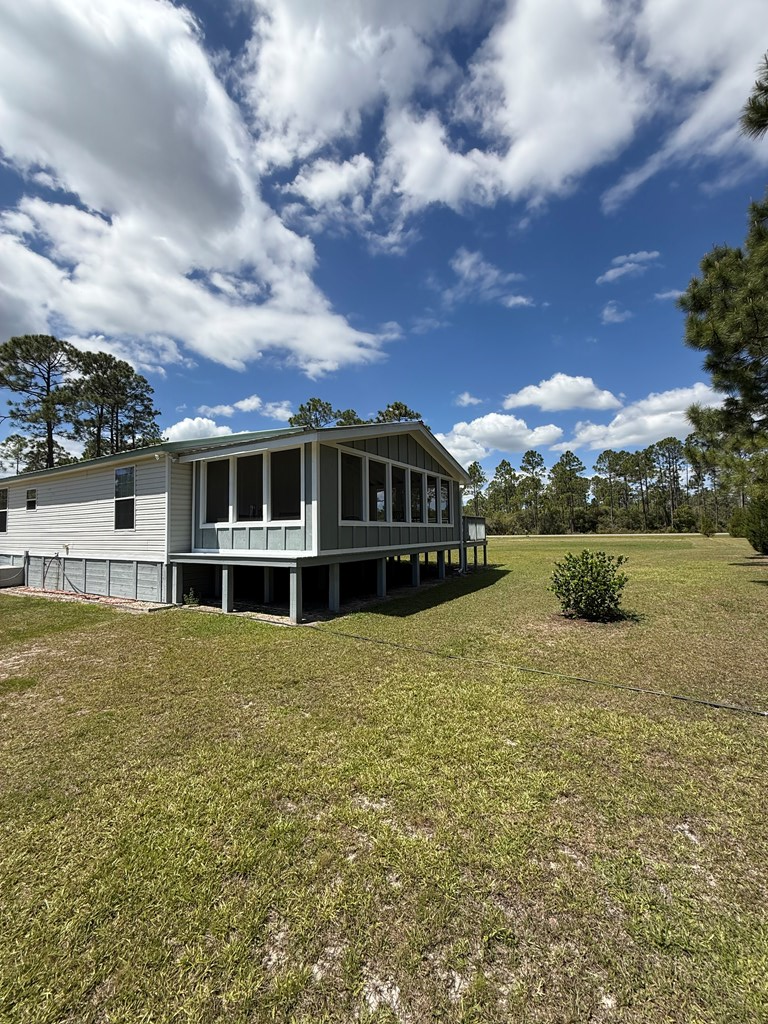 220 Frank Mckamey Way, 32322