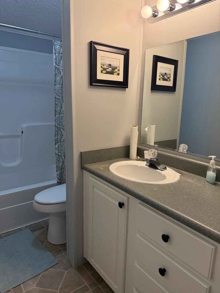 220 Frank Mckamey Way, 32322