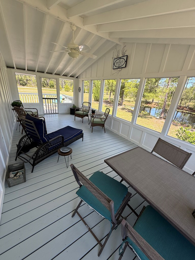 220 Frank Mckamey Way, 32322