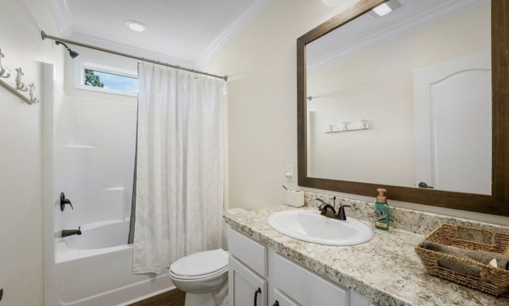 201 Nautilus Dr, Port St. Joe 32456