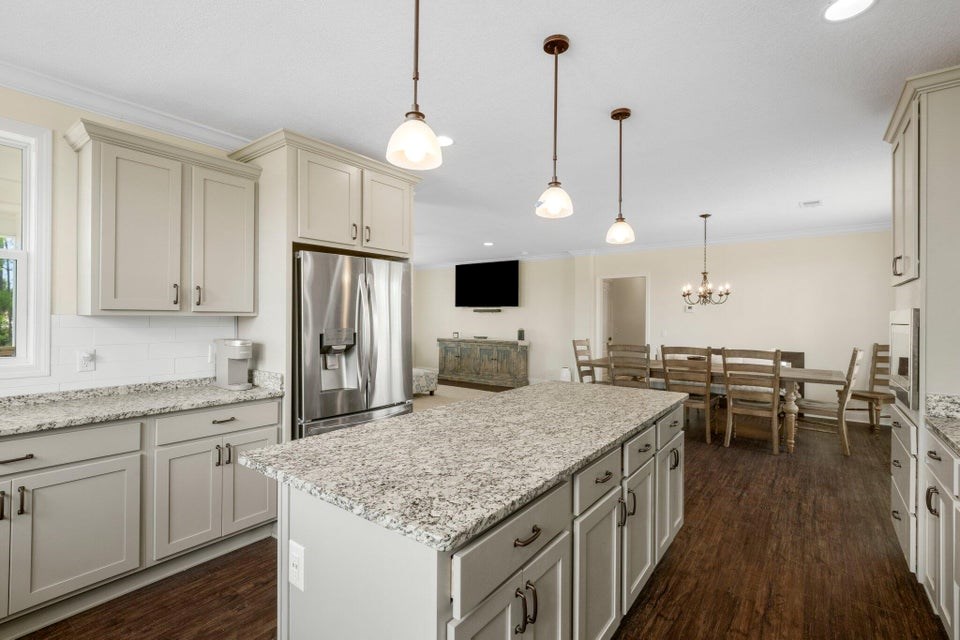 201 Nautilus Dr, Port St. Joe 32456