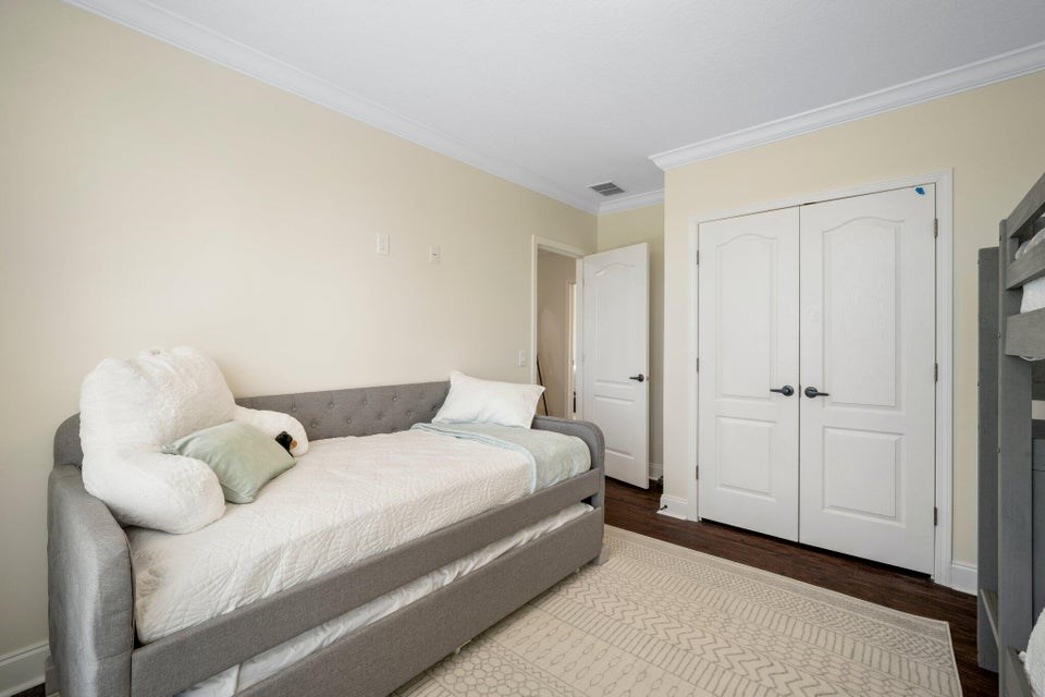 201 Nautilus Dr, Port St. Joe 32456