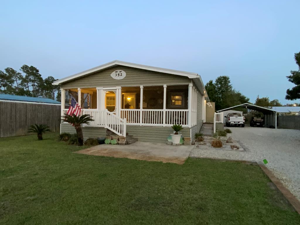 352 Gulf St, Port St. Joe 32456