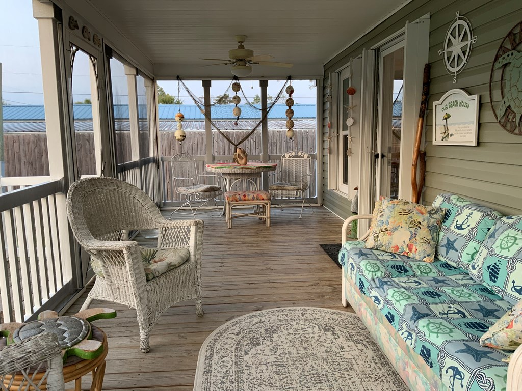352 Gulf St, Port St. Joe 32456