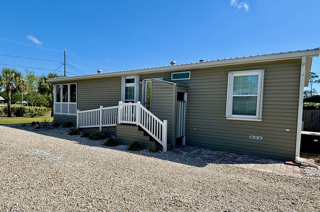 352 Gulf St, Port St. Joe 32456