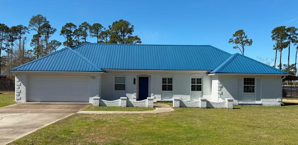 2010 Monument Ave, Port St. Joe 32456