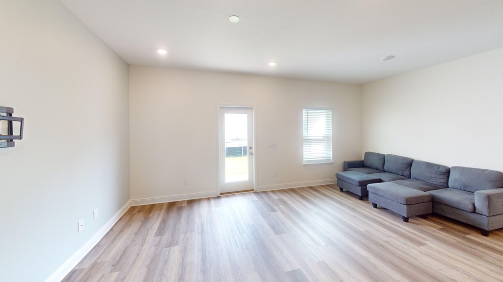 364 Salt Creek Ln, 32456