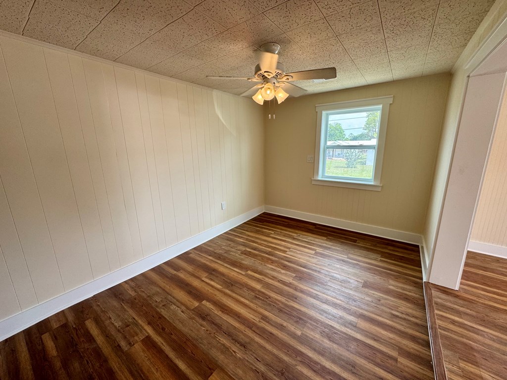 525 8th St, Port St. Joe 32456 Unit: U/s