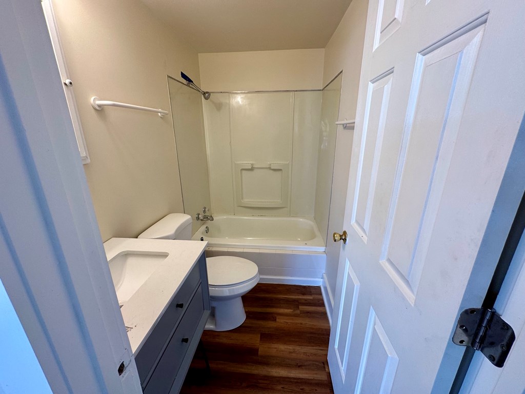 525 8th St, Port St. Joe 32456 Unit: U/s