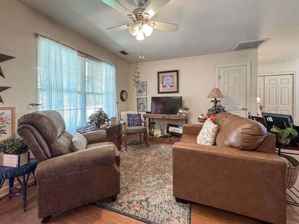 318 Earl King St, 32320