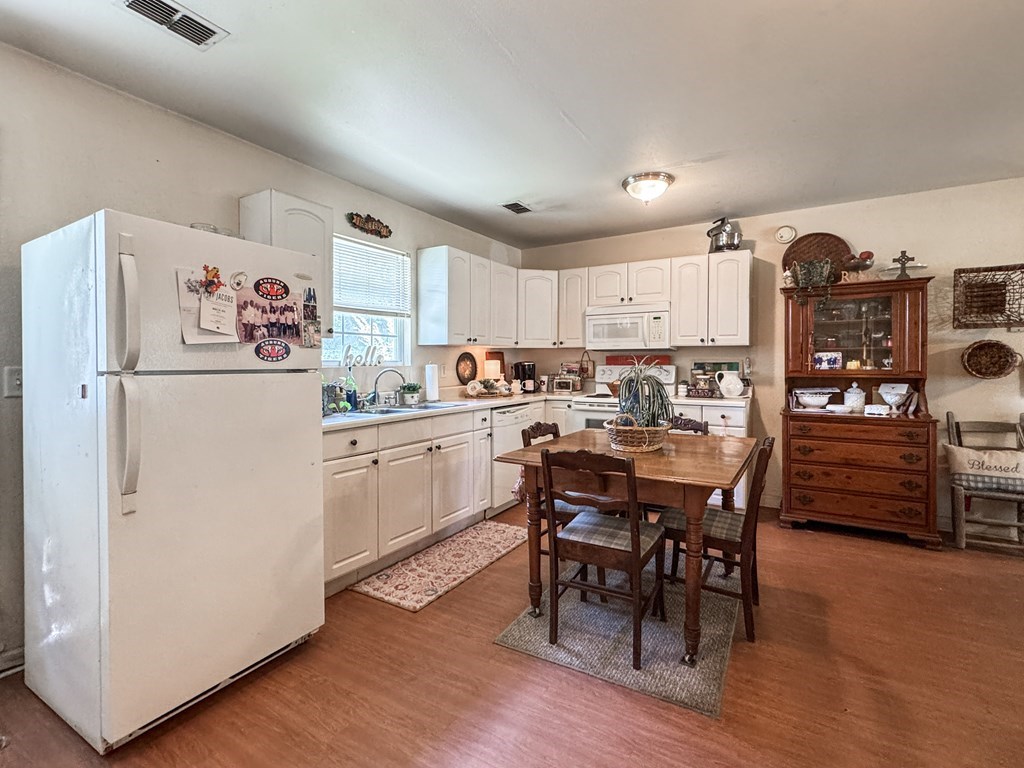 318 Earl King St, 32320