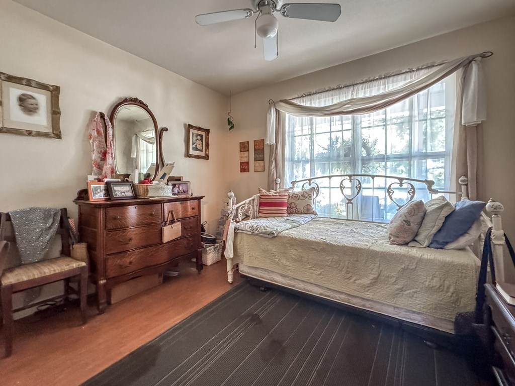 318 Earl King St, 32320