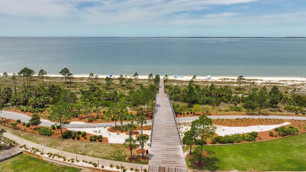 411 Front St, Port St. Joe 32456