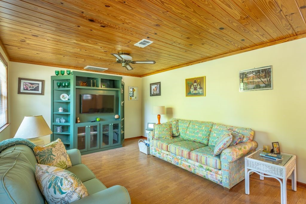 1306 Owens Ave, 32322