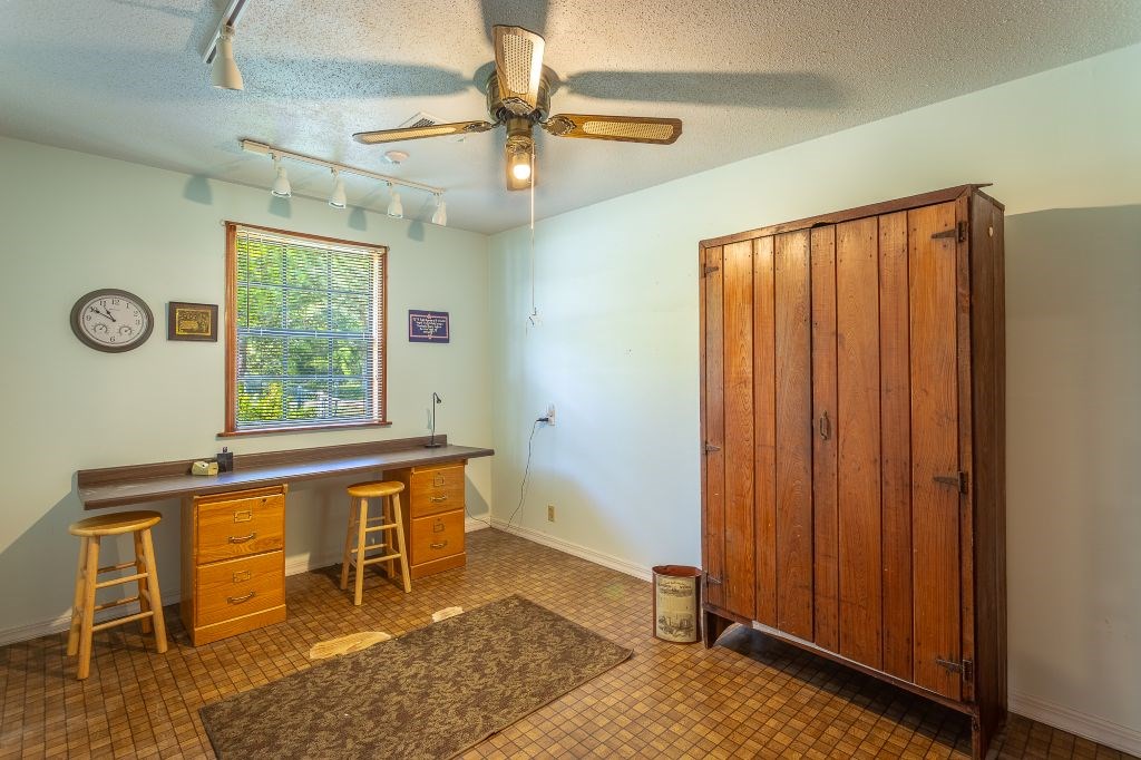 1306 Owens Ave, 32322