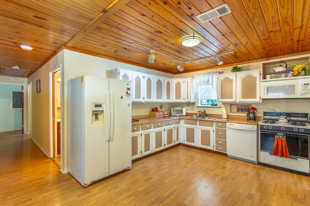1306 Owens Ave, 32322