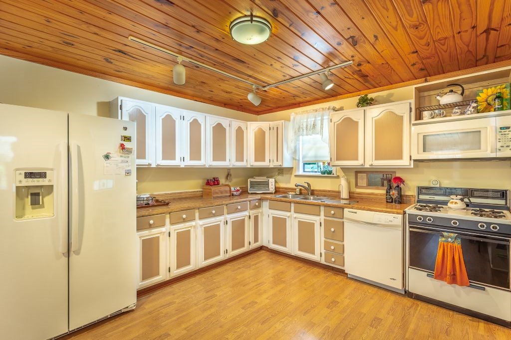 1306 Owens Ave, 32322