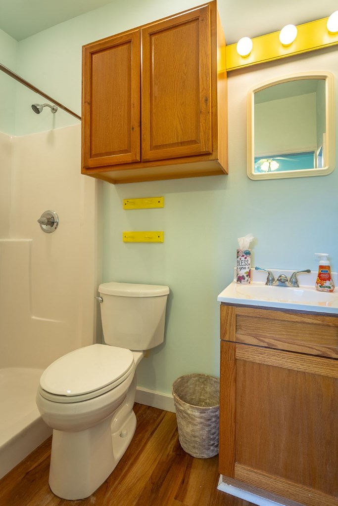 1306 Owens Ave, 32322