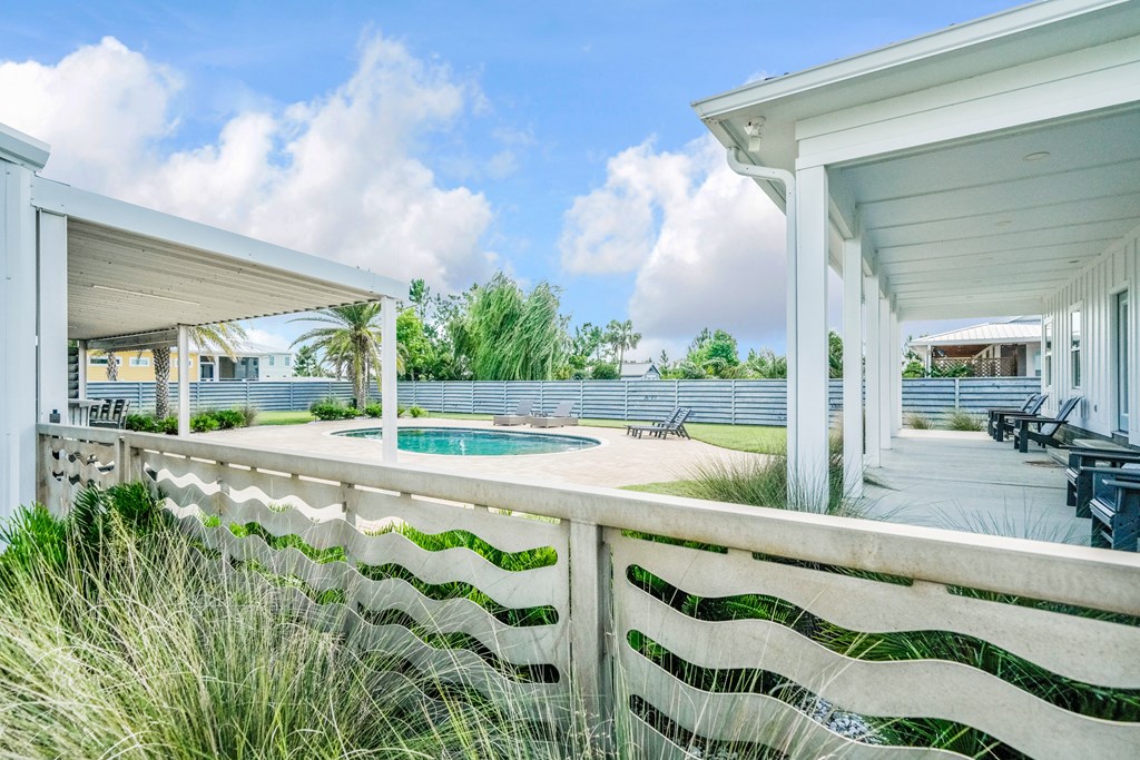 311 Bailey Ln, 32456