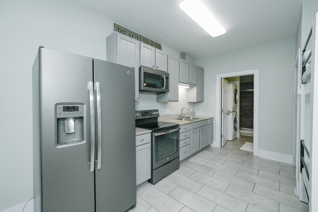 311 Bailey Ln, 32456
